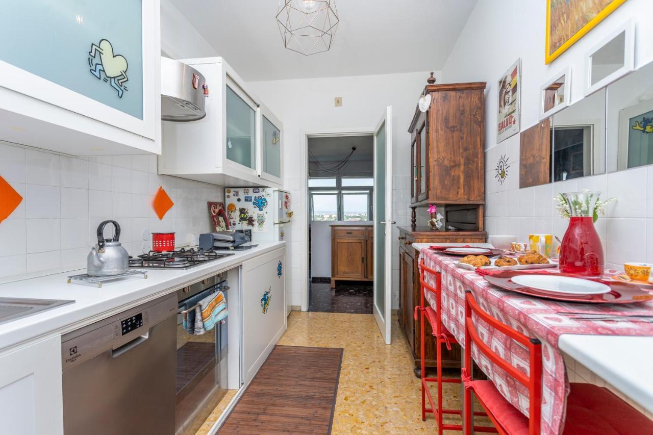 Udine Viale Venezia Huge Red Apartment Extérieur photo